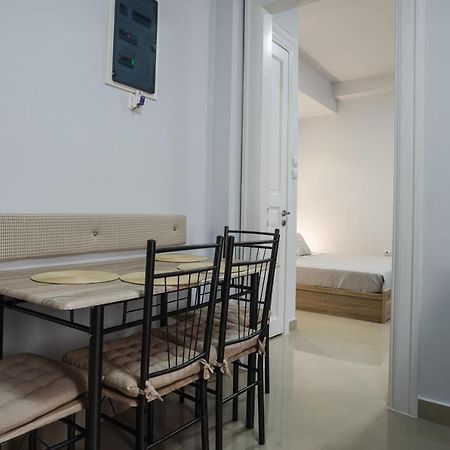 Polytimon, An Athenian Neoclassical Apartment Exterior foto