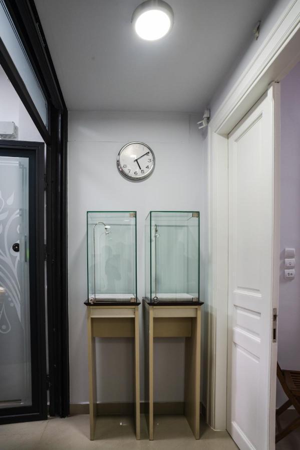 Polytimon, An Athenian Neoclassical Apartment Exterior foto